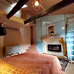 La Maison Des Forges, Ancienne Grange Charentaise Transformee En Habitation Atypique En Lisiere De Foret Pour 10 Personnes Maximum Prázdninový dům *