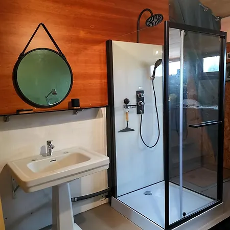 La Maison Des Forges: Rustic Chic Forest Retreat * Cellefrouin
